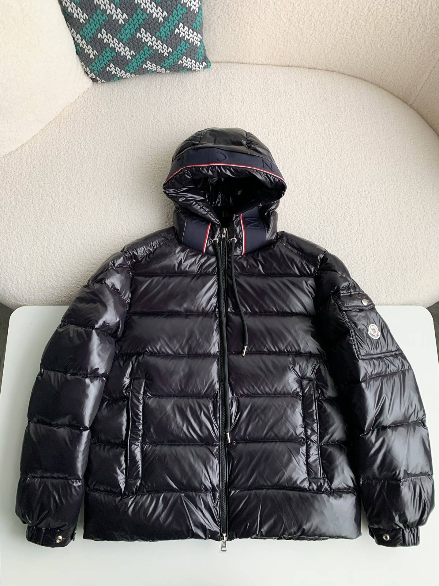 Moncler Short  men''s down jacket