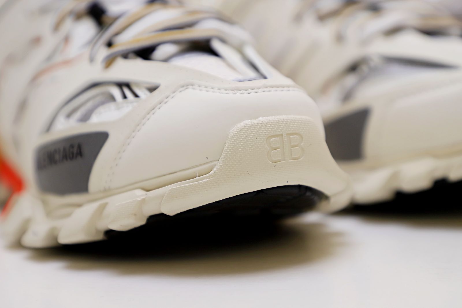 Balenciaga TRACK TRAINER WHITE ORANGE