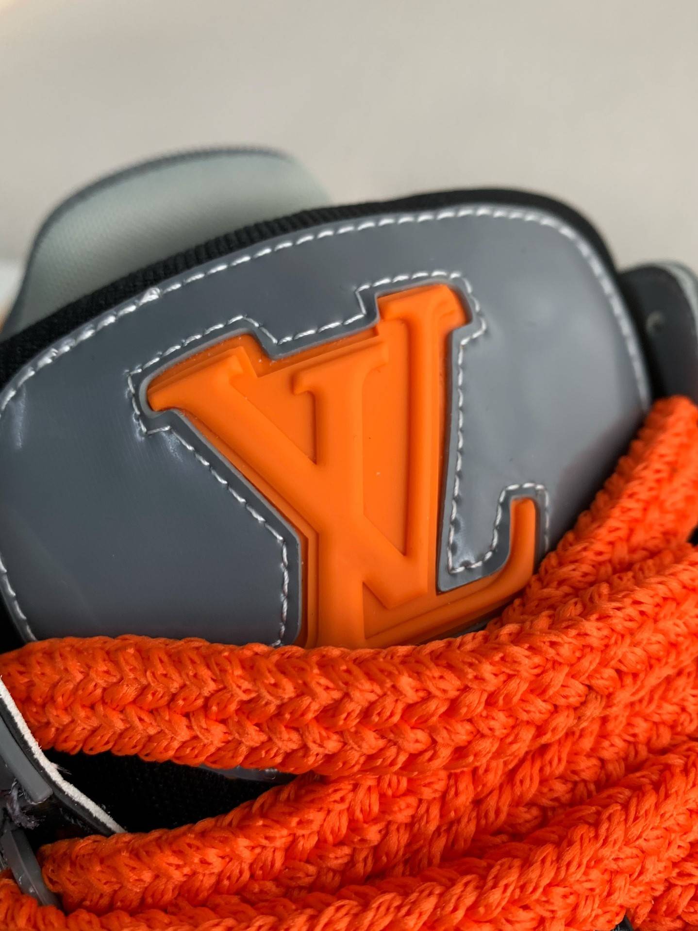 L*V TRAINER MAXI SNEAKERS