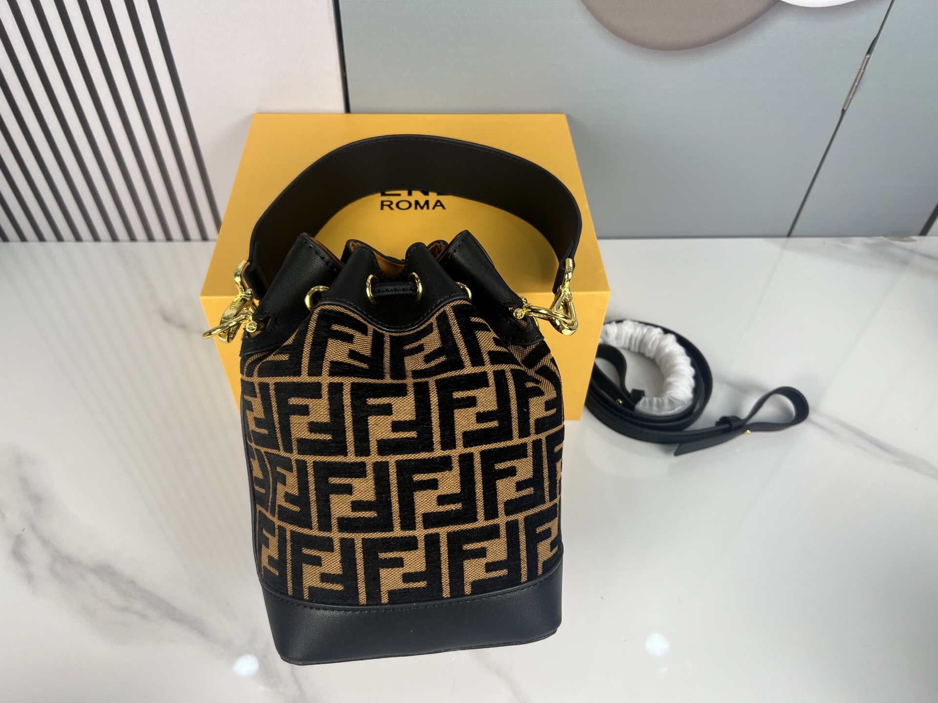 Fendi Mon Tresor Small Bucket Bag Size: 15-23cm