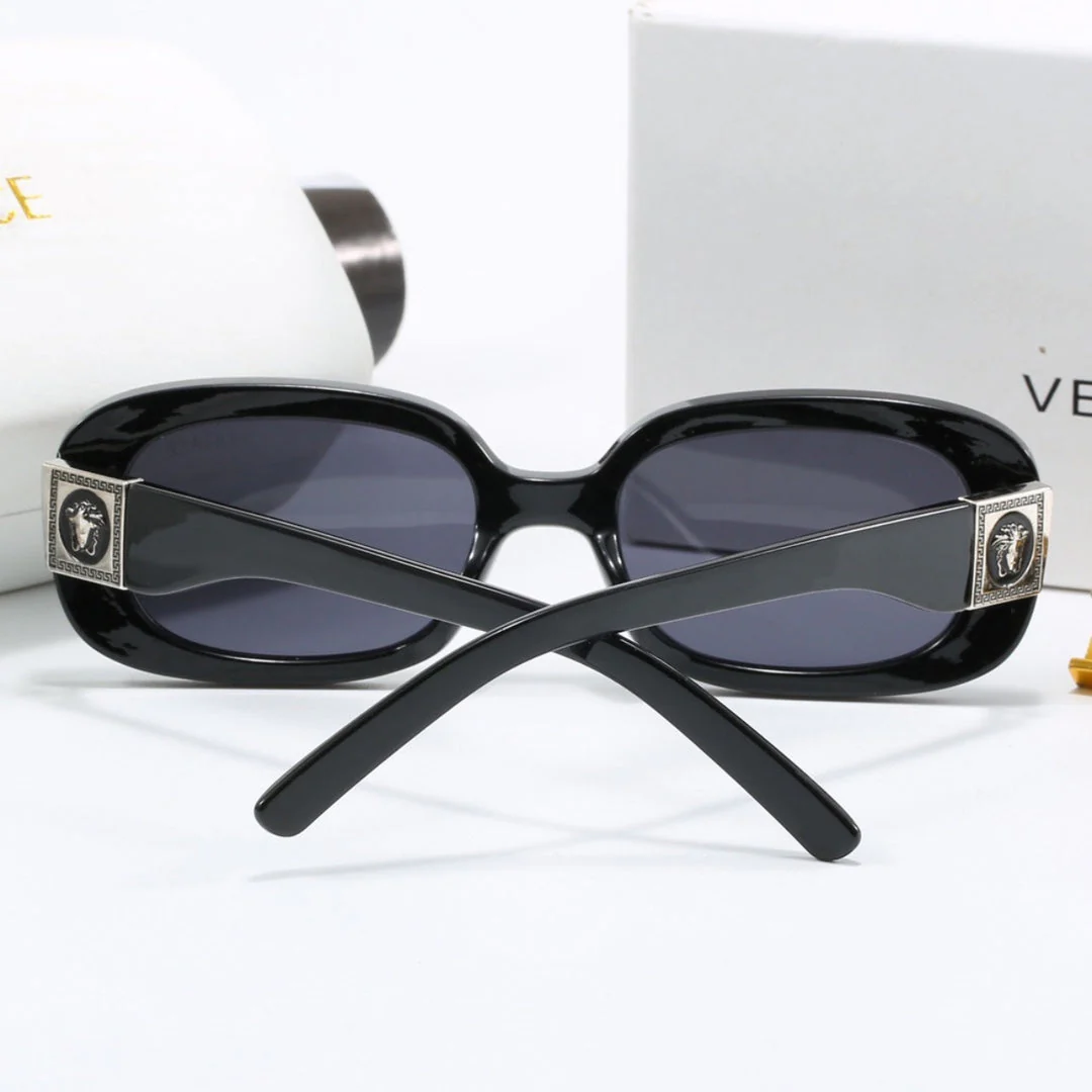 Retro Small Square Frame Sunglasses