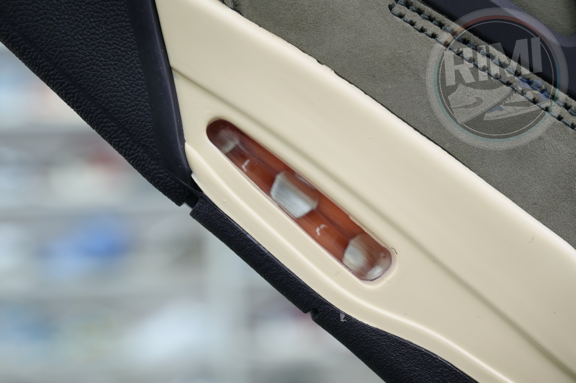 UNDEFEATED x Jordan Air Jordan 4 Retro UNDFTD