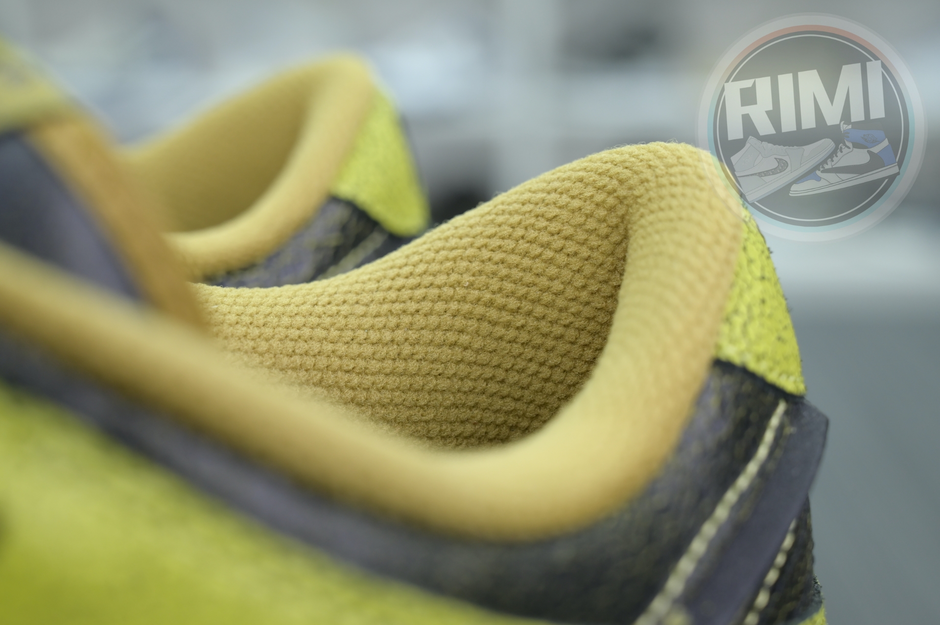 Nike Dunk Low“Halloween”