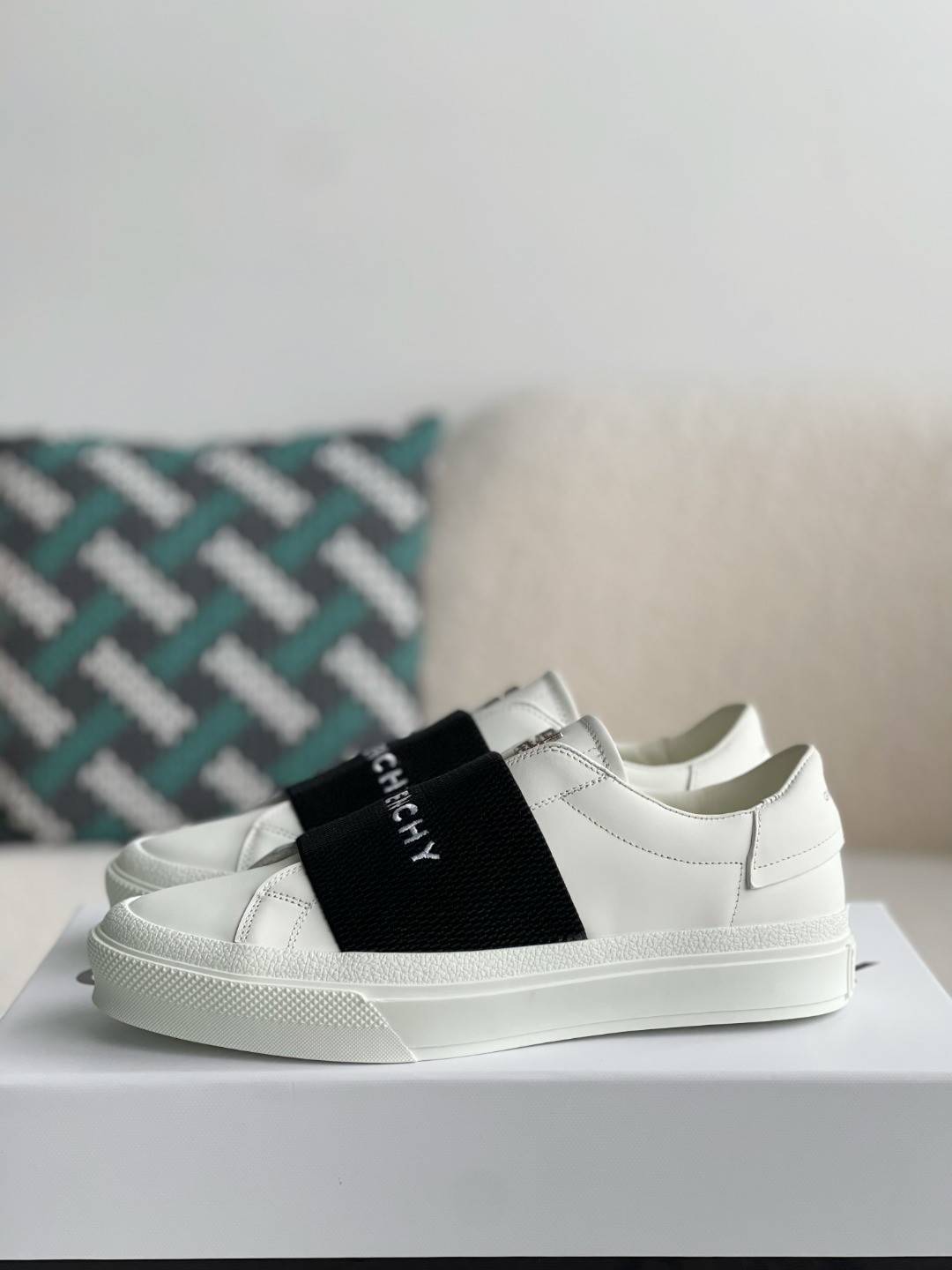 Givenchy Urban Street Sneakers