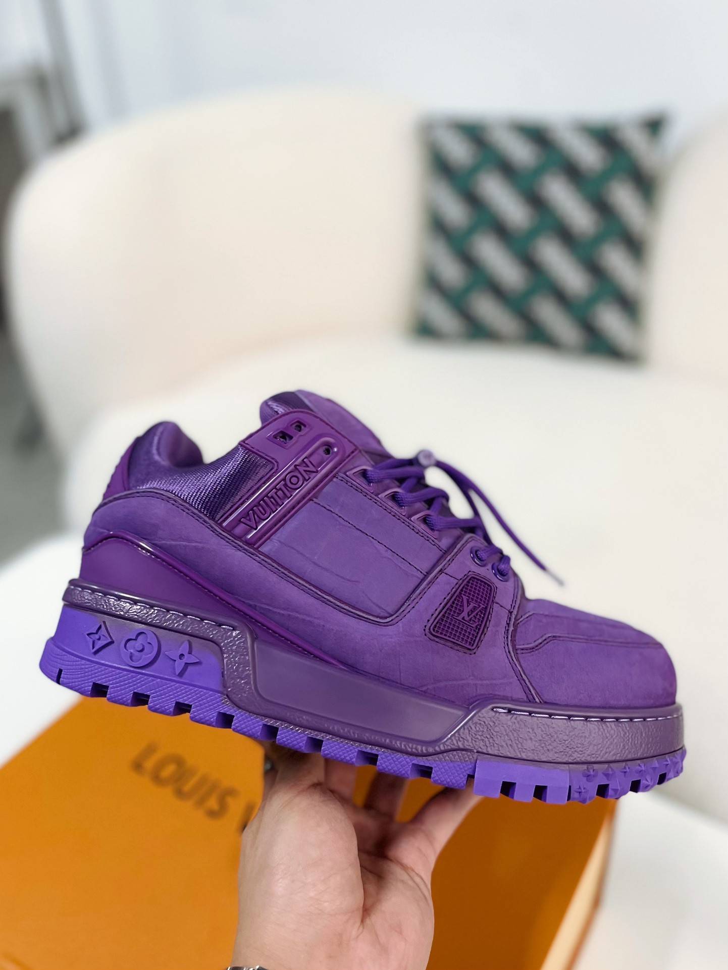 L*V TRAINER MAXI SNEAKERS