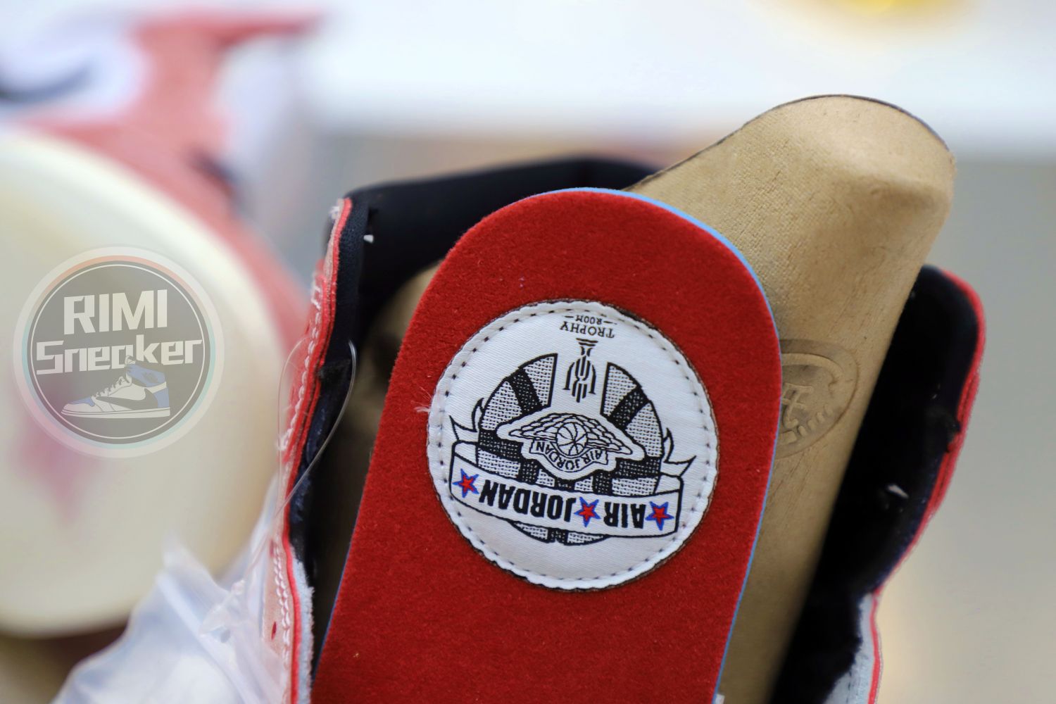 TROPHY ROOM X AIR JORDAN 1 RETRO HIGH OG SP