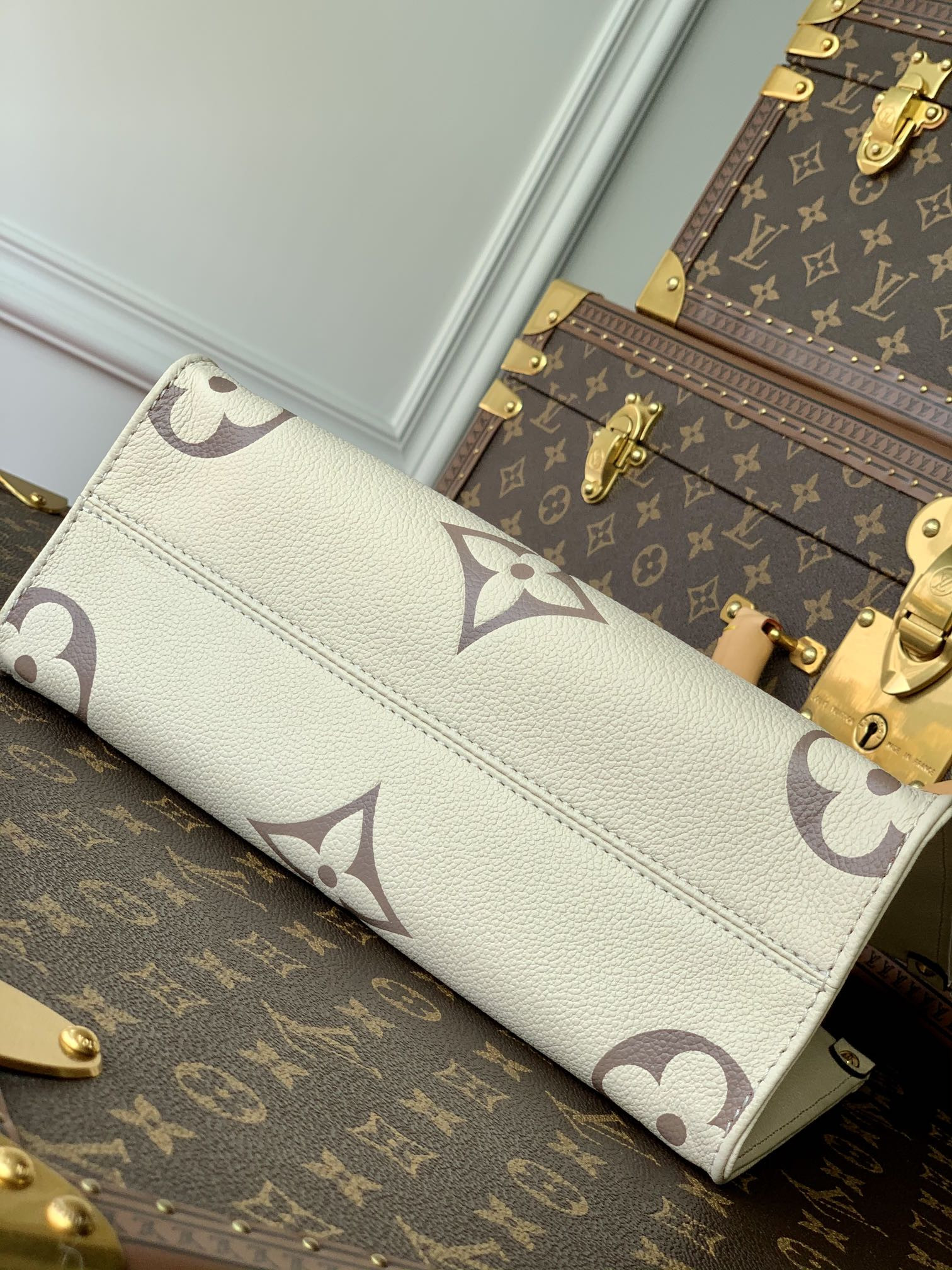 Louis Vuitton Onthego Bag