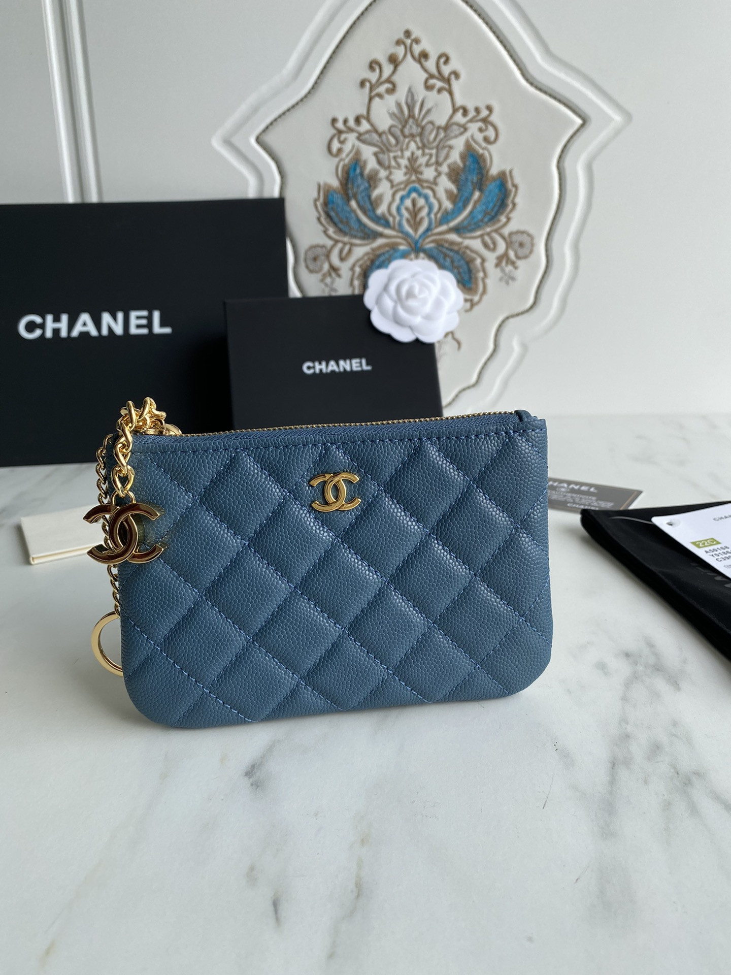 Chanle Zipped Wallet