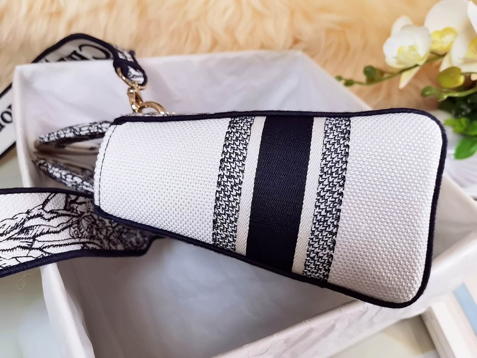 Medium Lady D-lite Bag