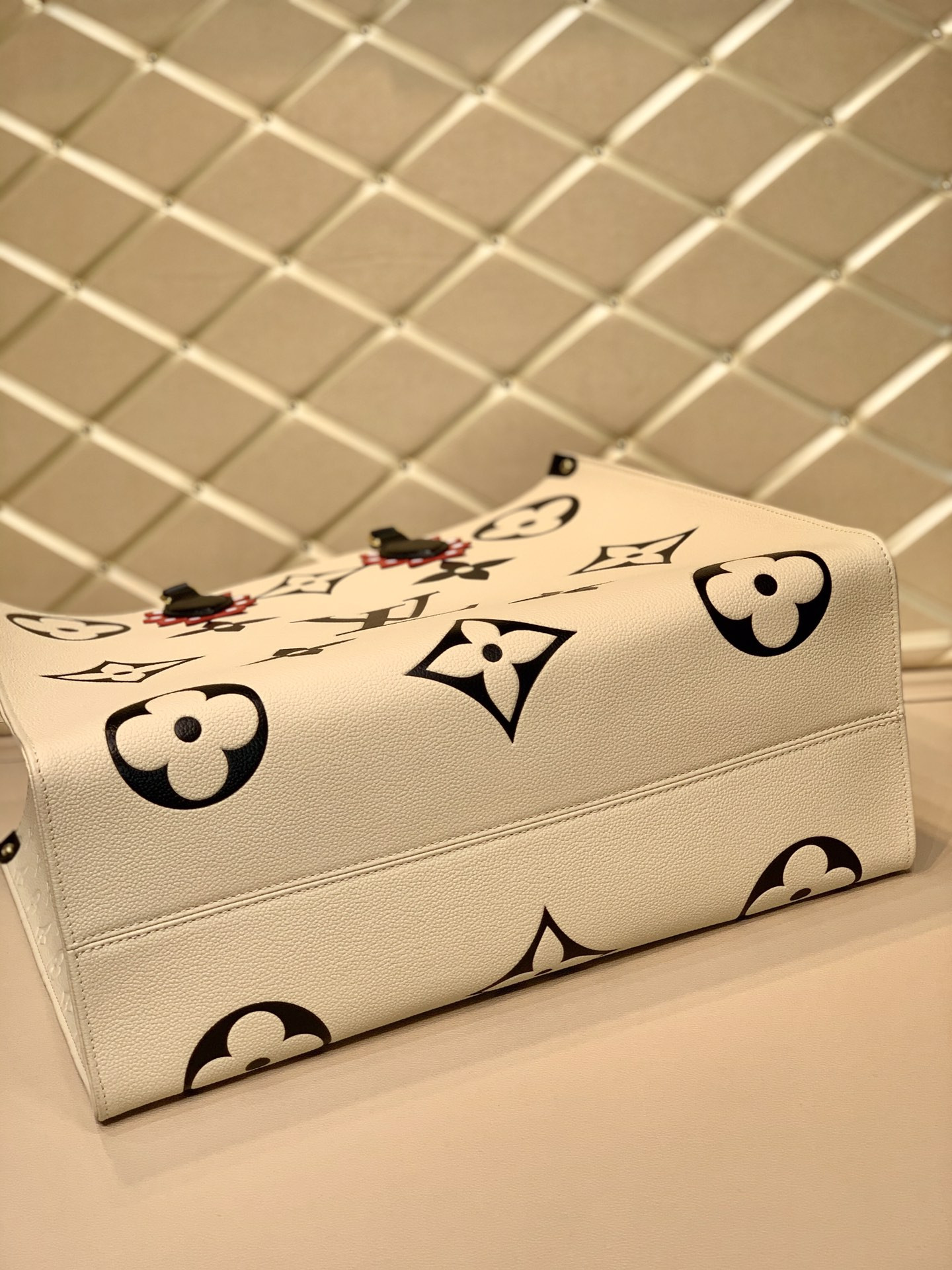 Louis Vuitton Onthego Bag