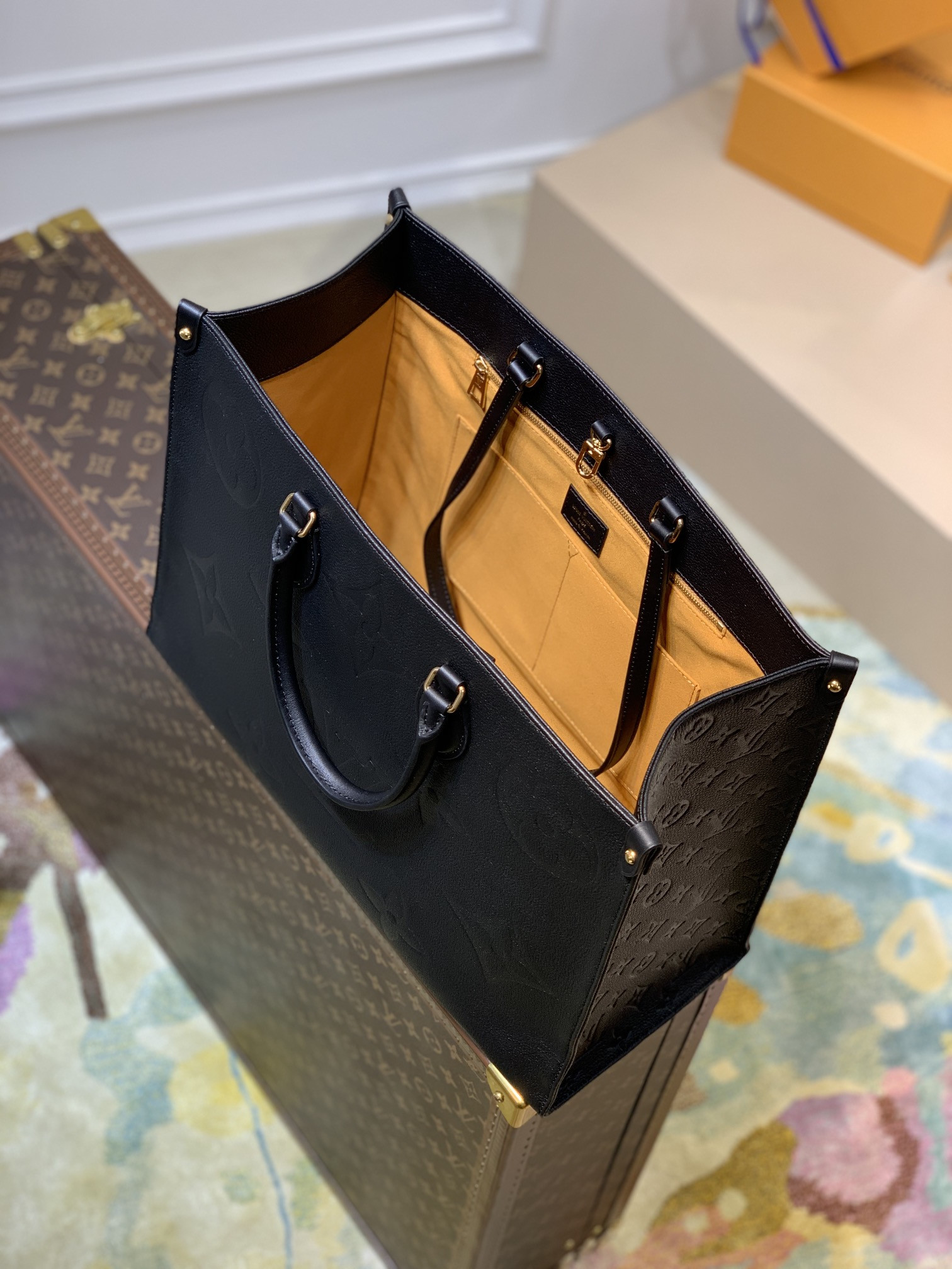 Louis Vuitton Onthego Bag
