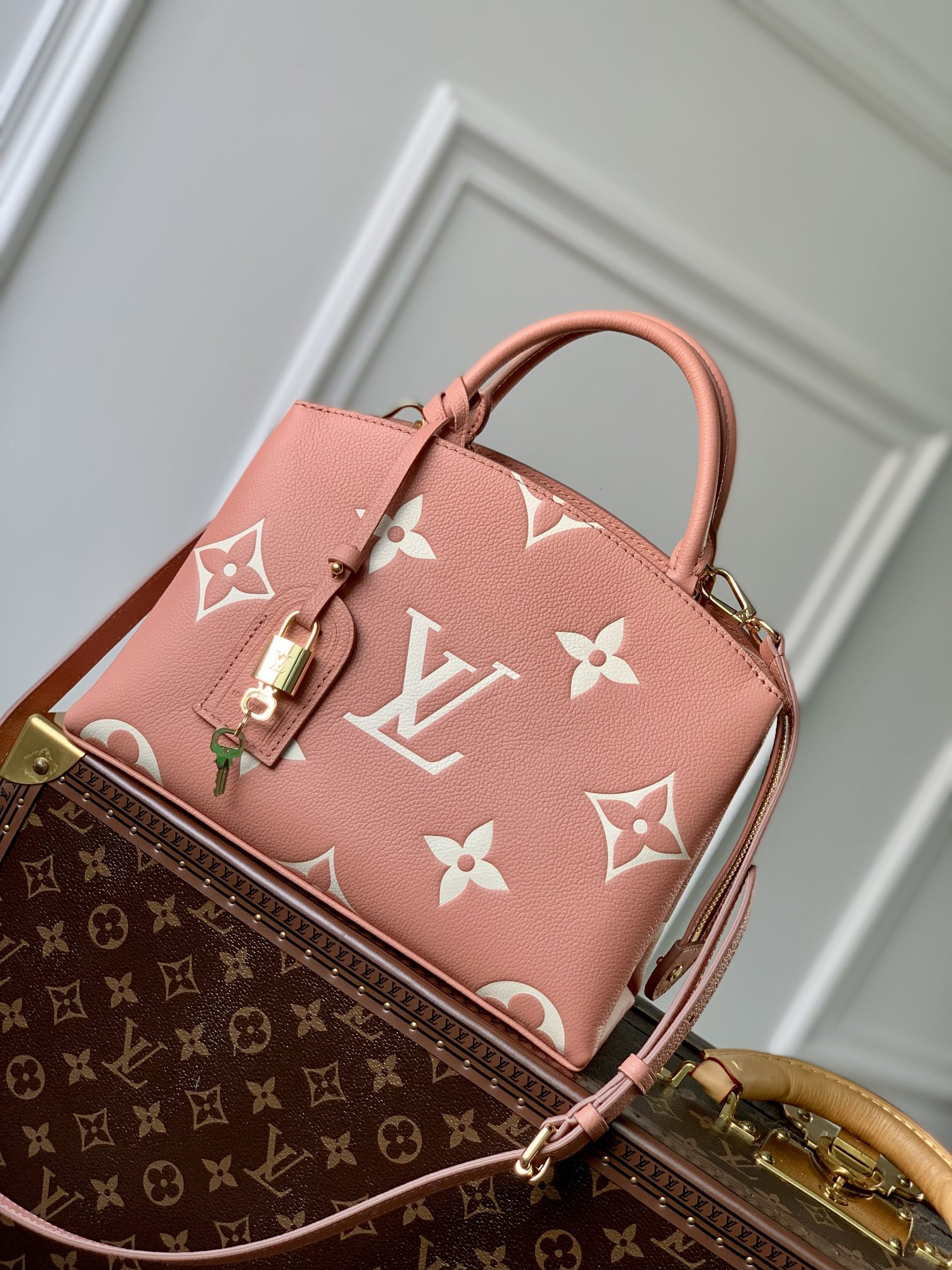 Louis Vuitton Petit Palais Bag