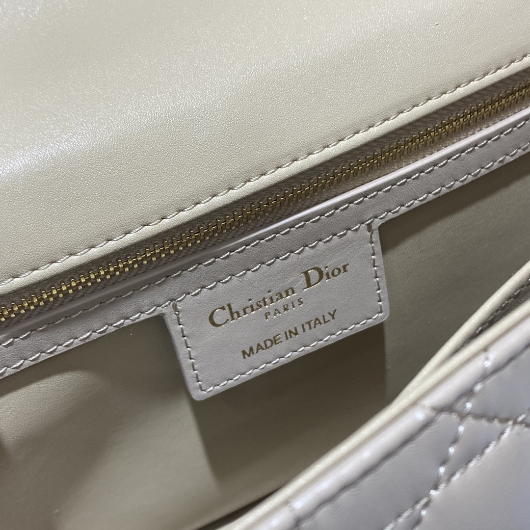 Medium Dior Caro Bag