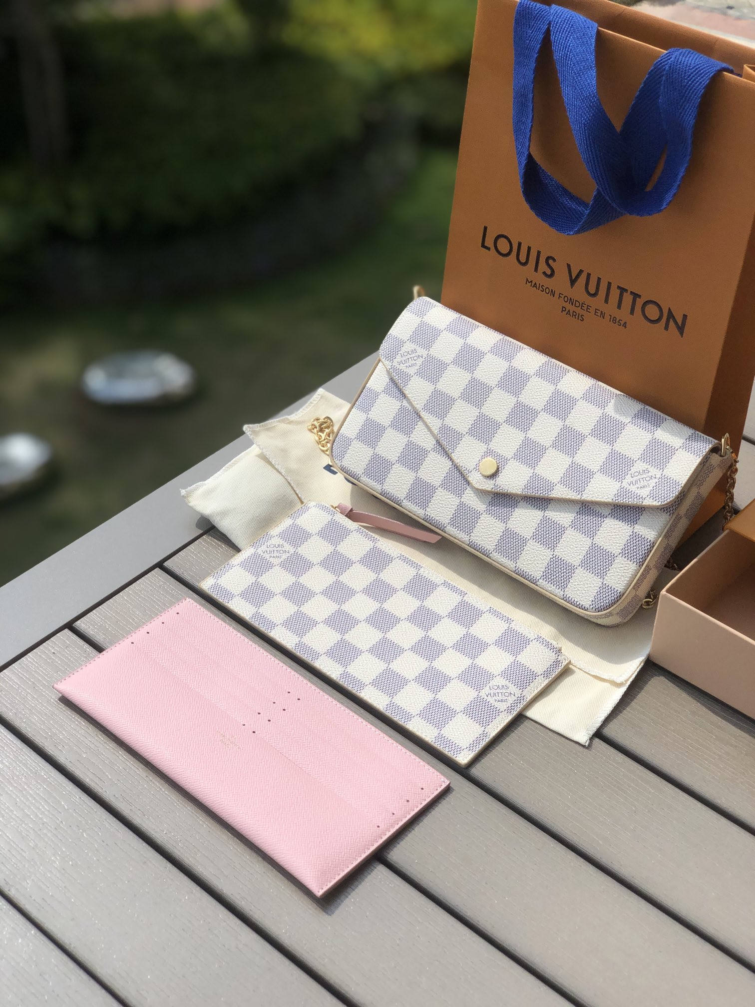 Lv Pochette Félicie Bag