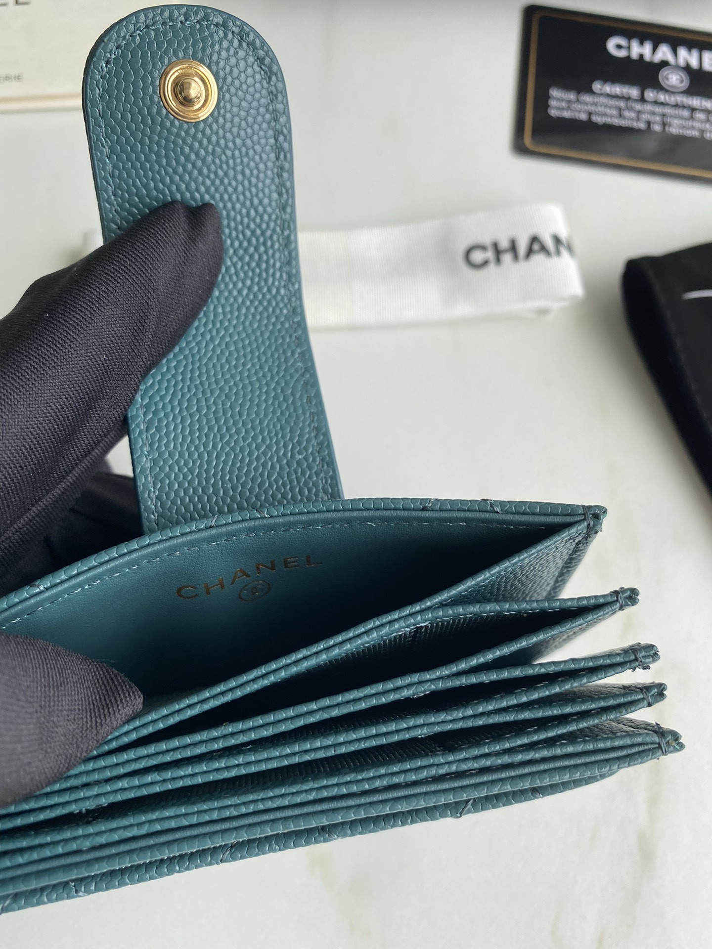 Chanle Flap Wallet