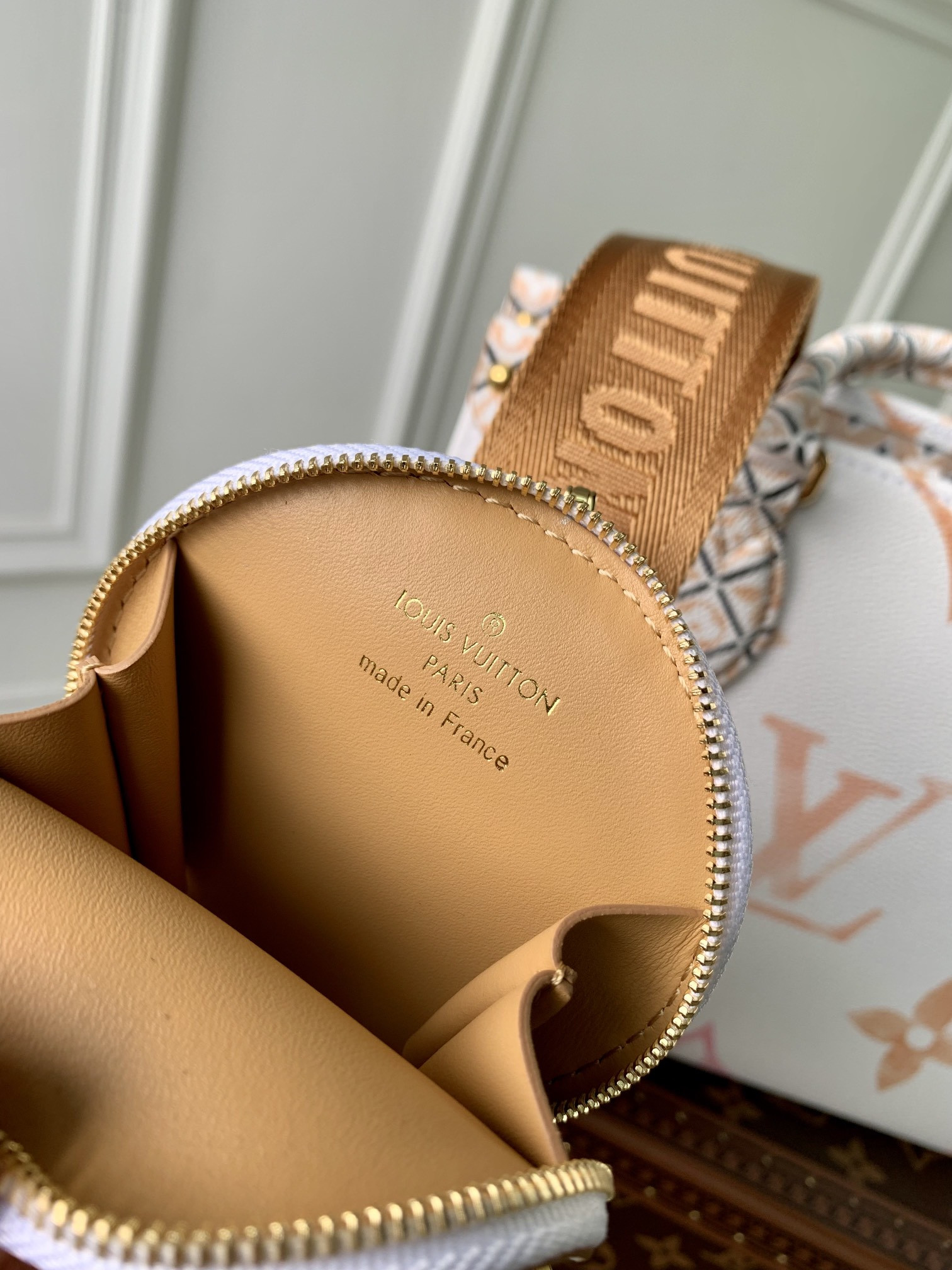 Louis Vuitton Onthego Bag