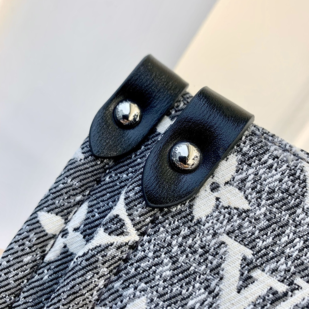 Louis Vuitton Onthego Bag