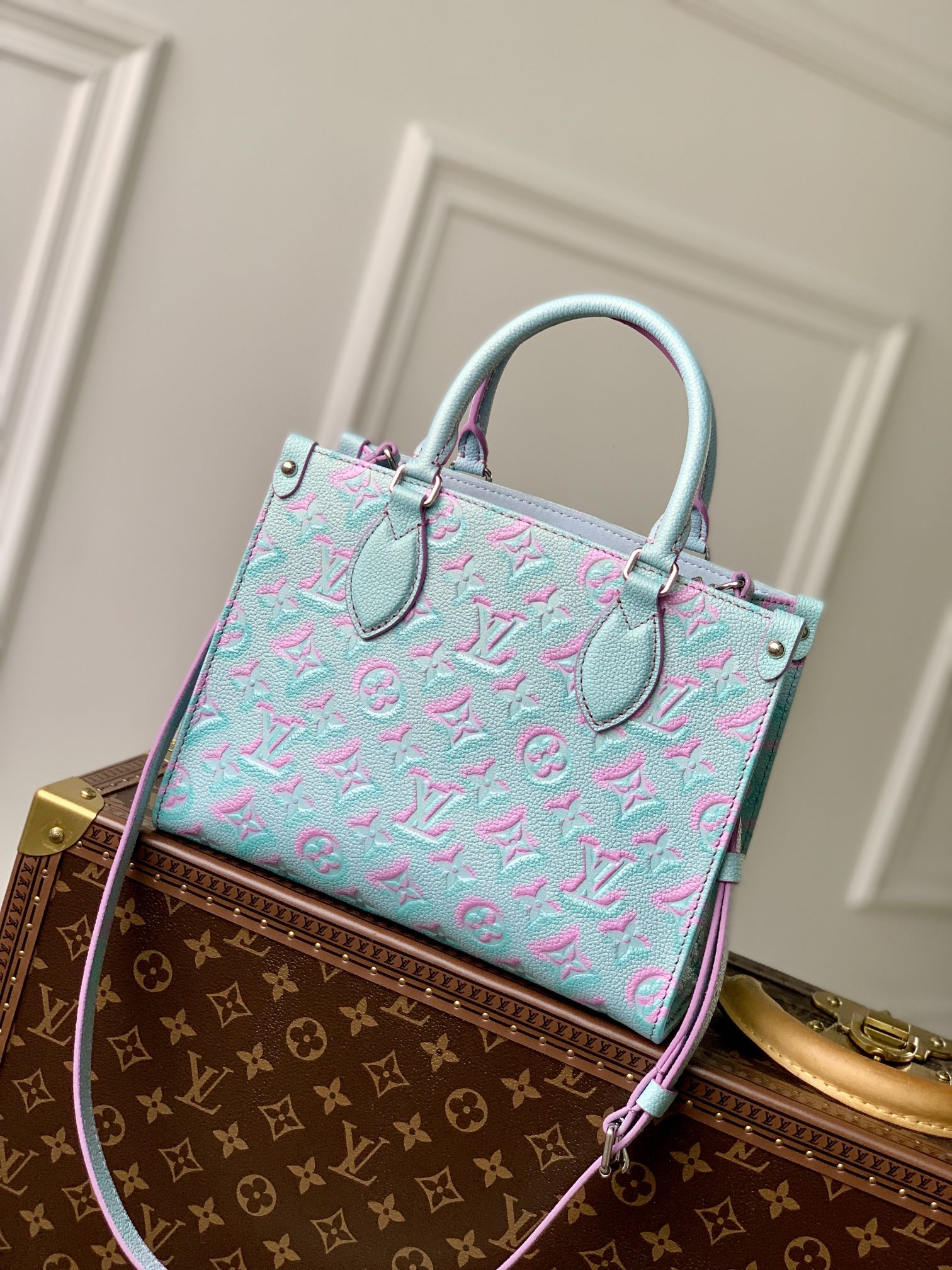 Louis Vuitton Onthego Bag