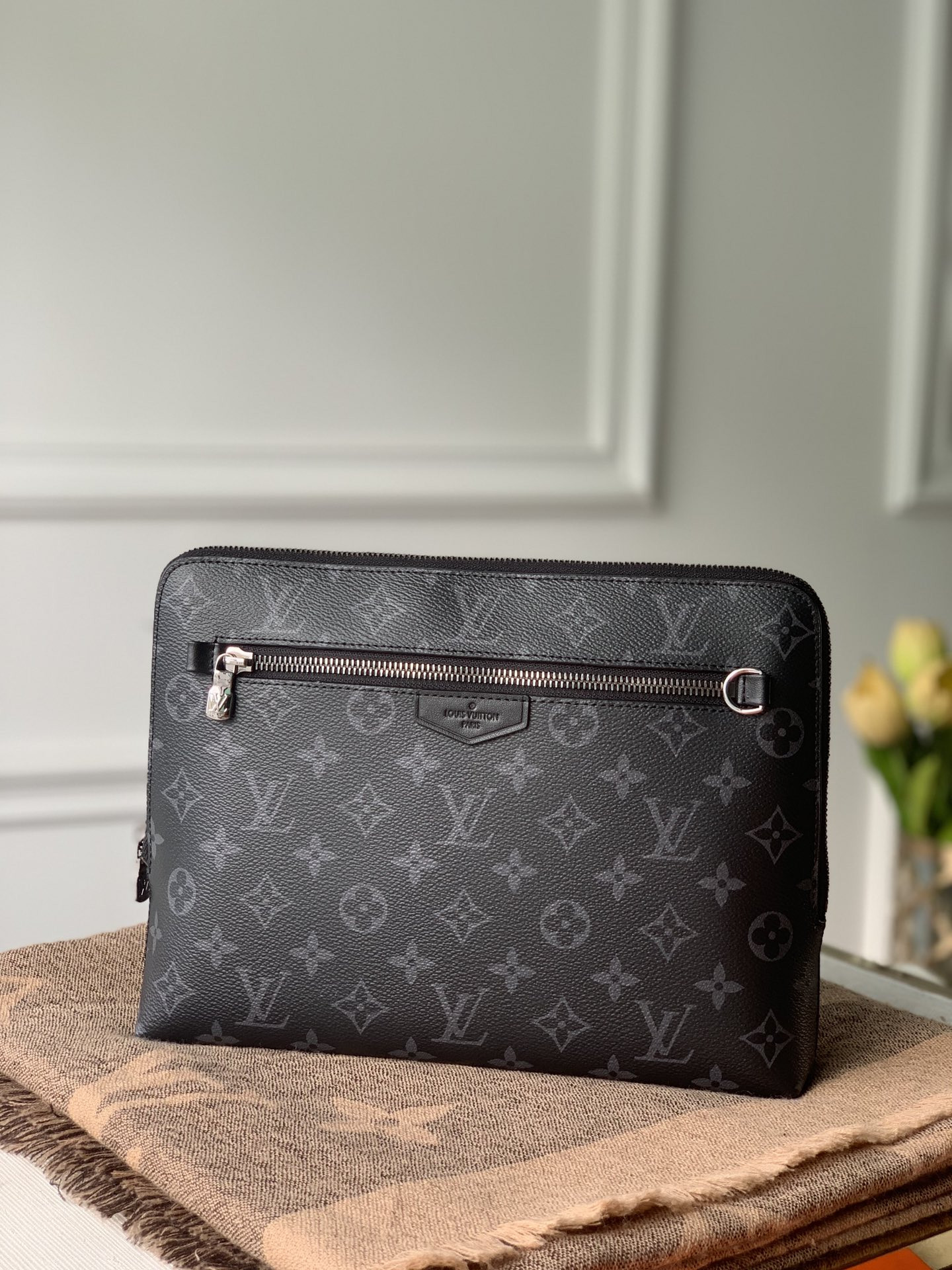 Louis Vuitton Pochette Voyage Bag