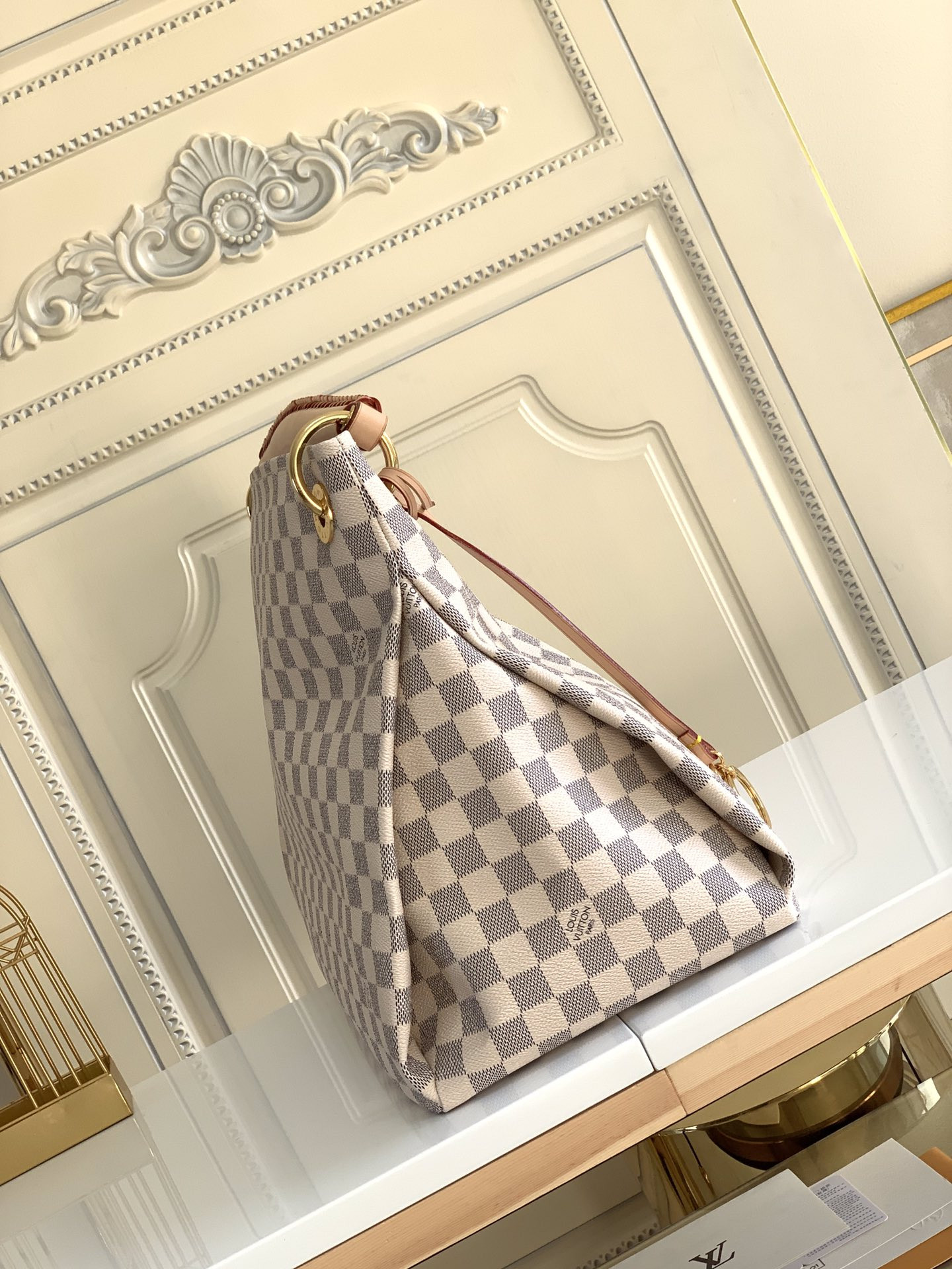 Louis Vuitton Artsy Bag