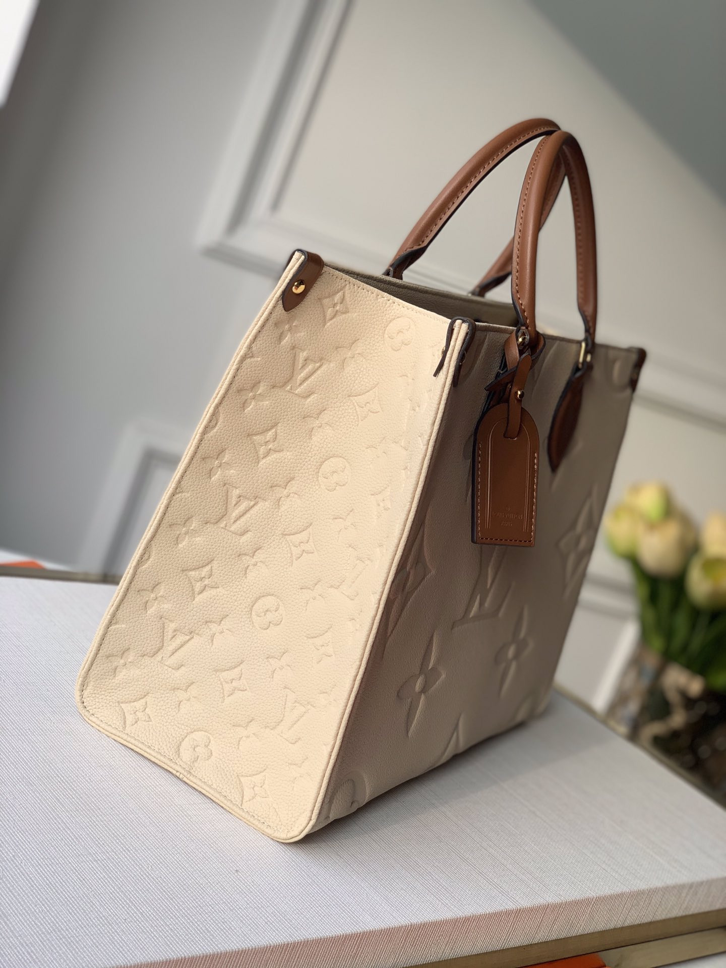 Louis Vuitton Onthego Bag