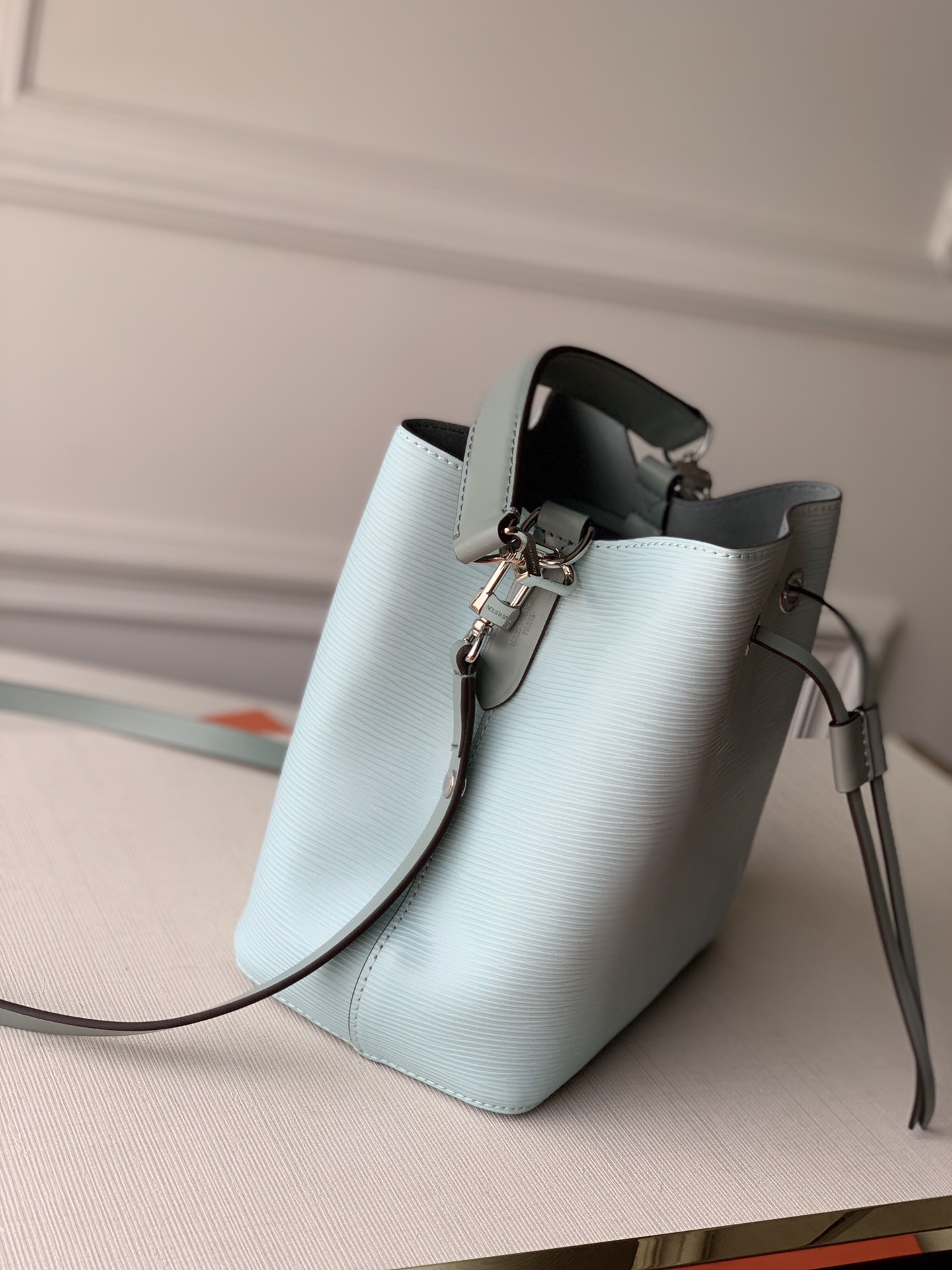Louis Vuitton Néonoé Bag
