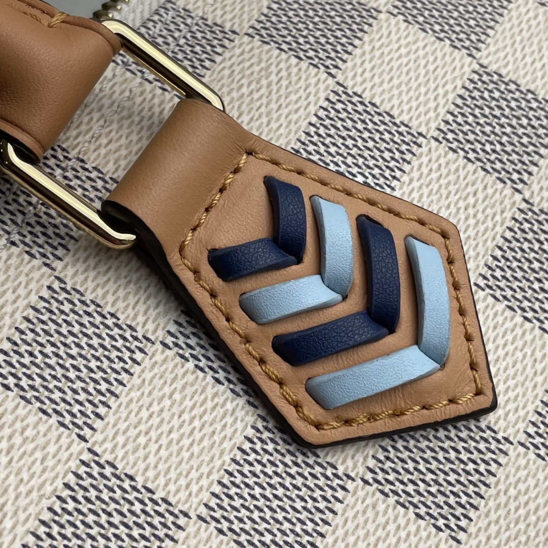 Louis Vuitton Speedy Bandoulière Bag