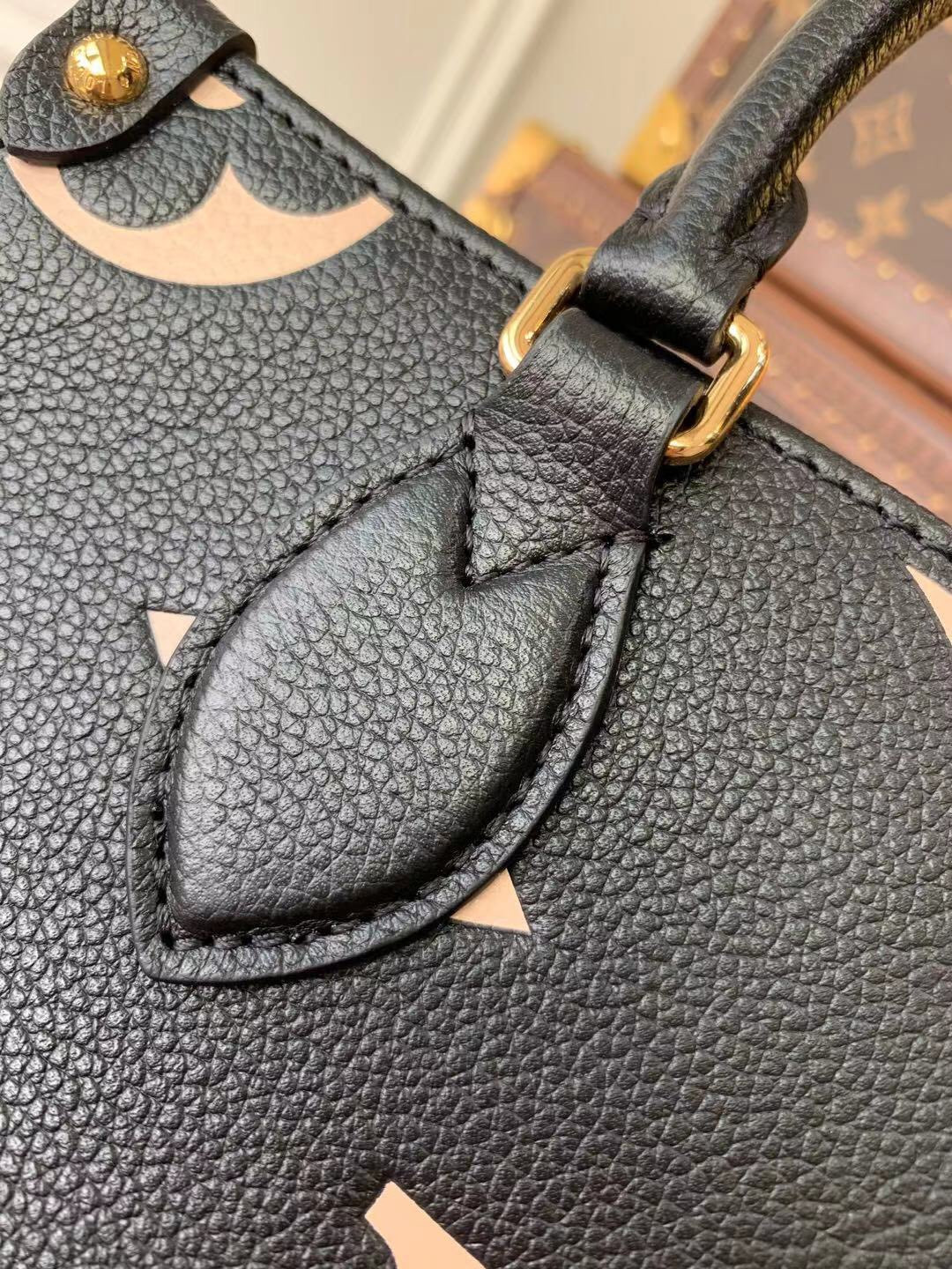 Louis Vuitton Onthego Bag