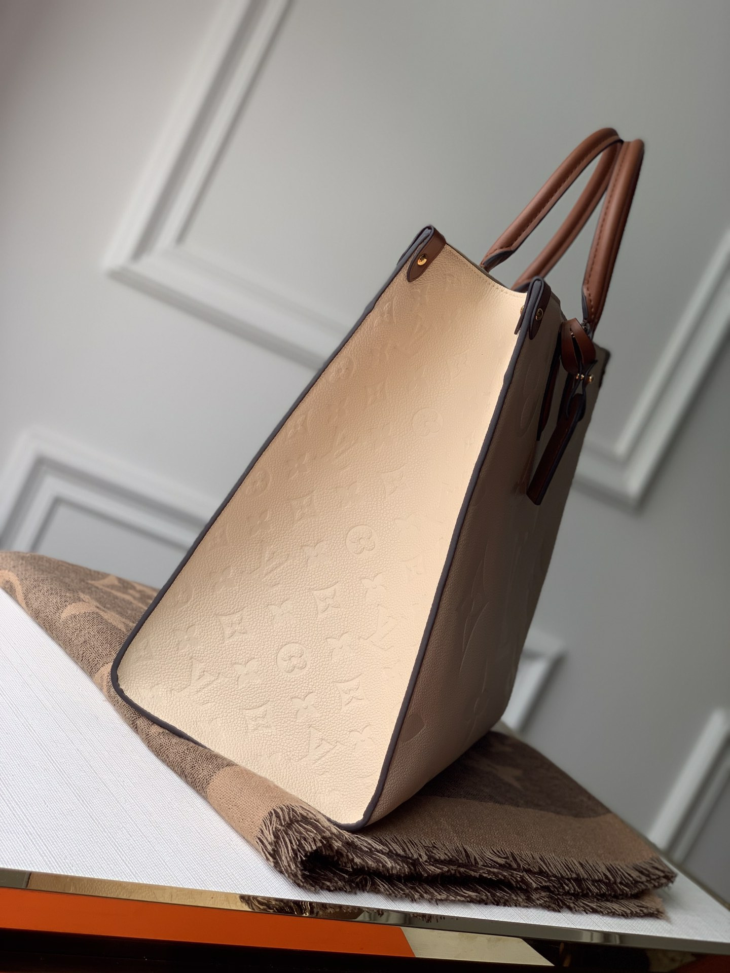 Louis Vuitton Onthego Bag