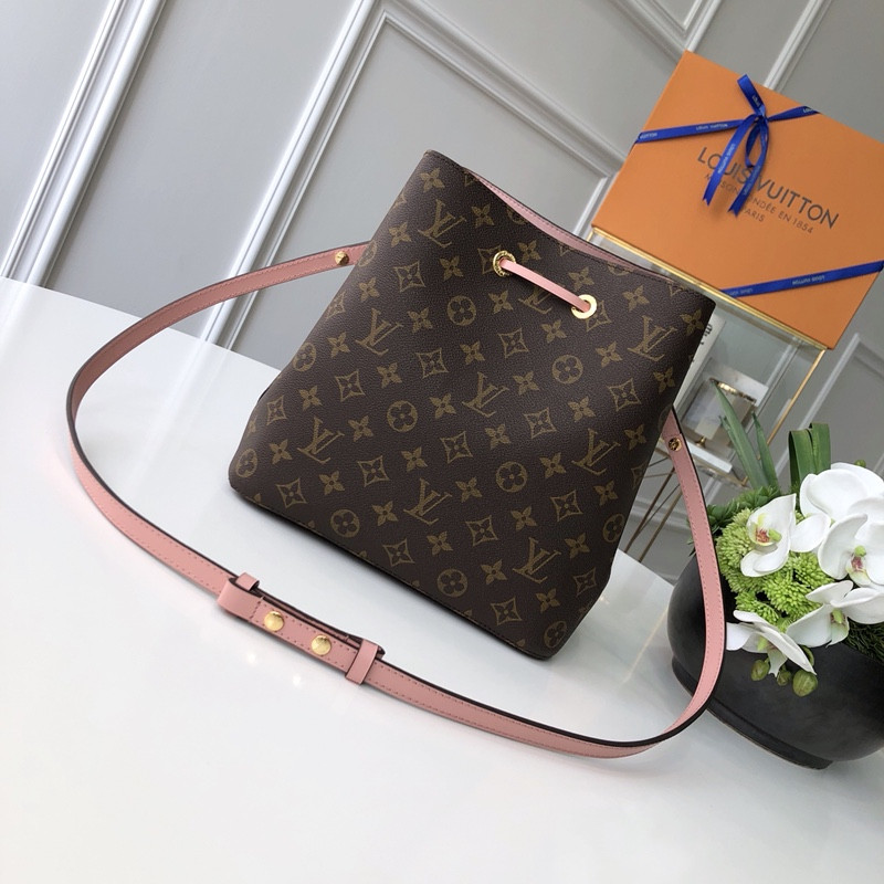 Louis Vuitton Néonoé Bag