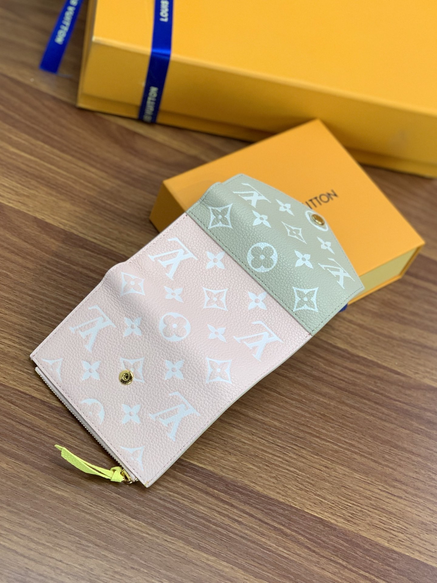 Louis Vuitton Victorine Bag