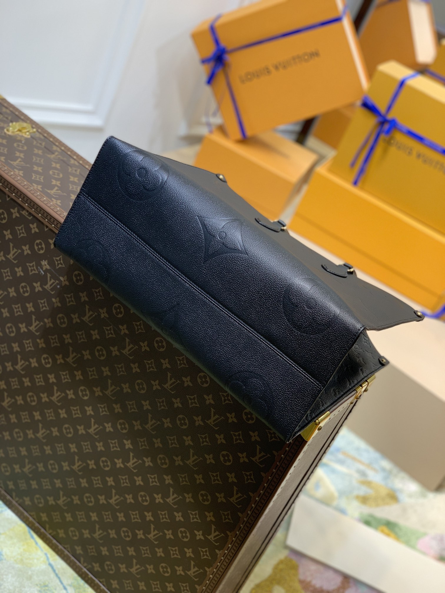 Louis Vuitton Onthego Bag