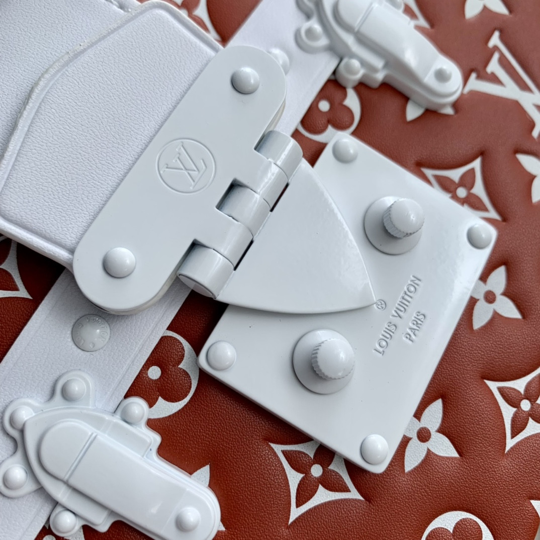 Louis Vuitton Odéon Bag