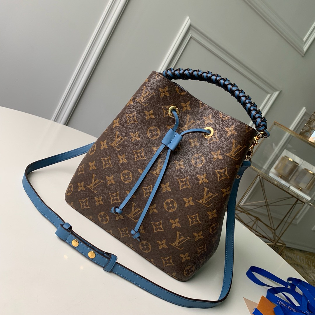 Louis Vuitton Néonoé Bag