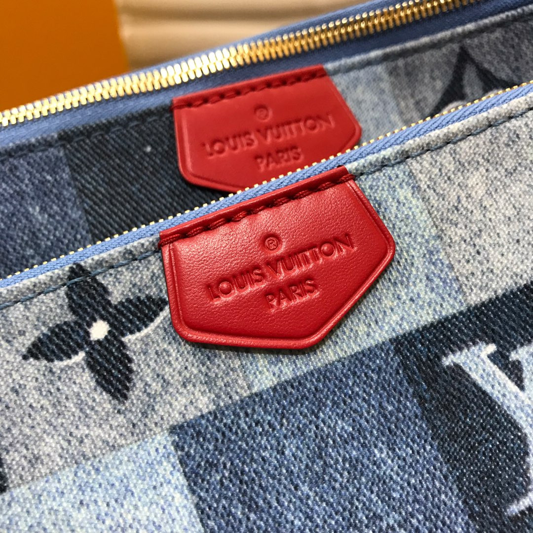 Louis Vuitton Multi Pochette Accessories Bag