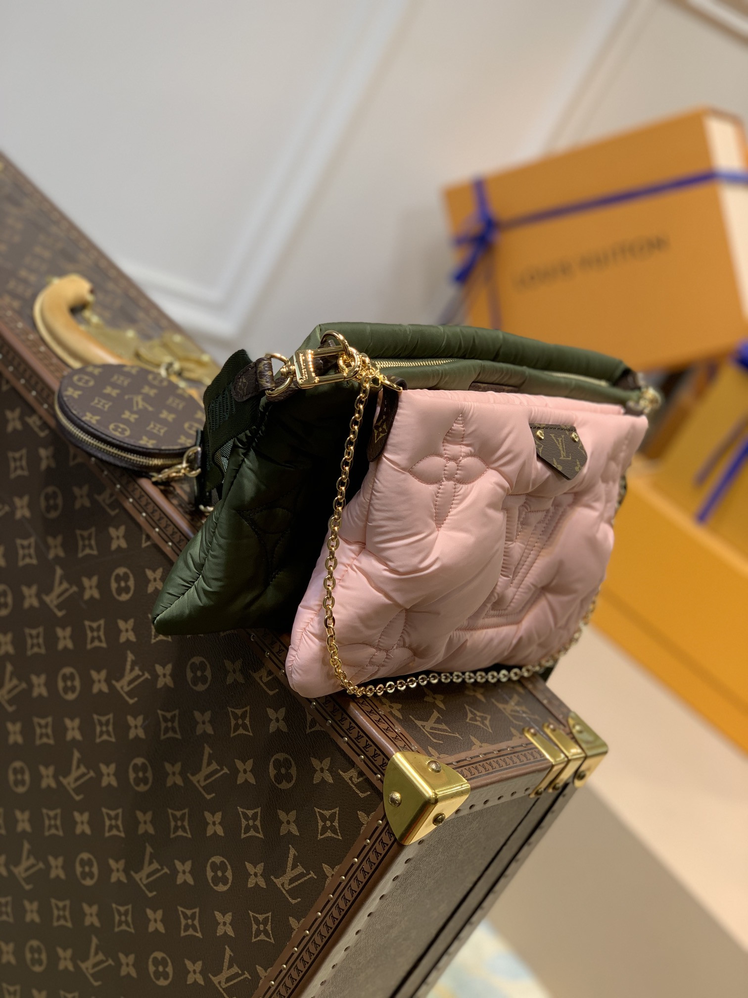Louis Vuitton Maxi Multi Pochette Accessoires Bag