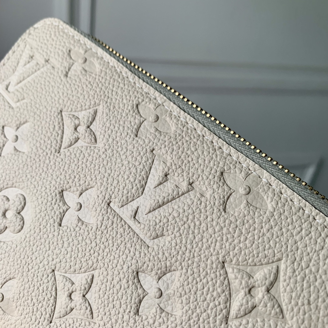 Louis Vuitton Zippy Bag
