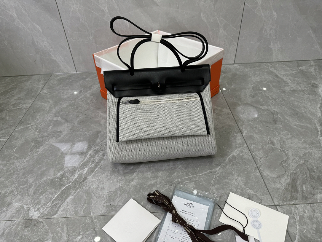 Hermès limited edition color matching Herbag Size: 31cm