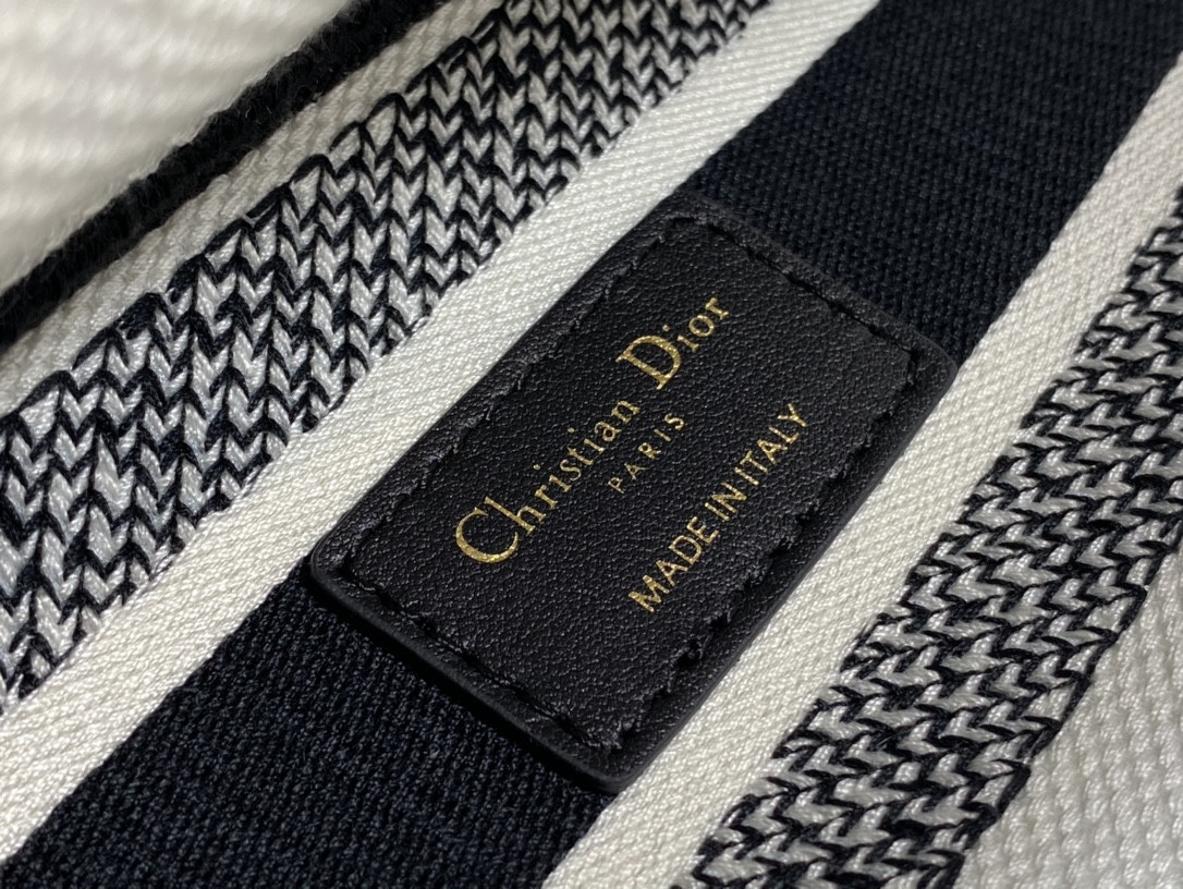 Medium Lady D-lite Bag