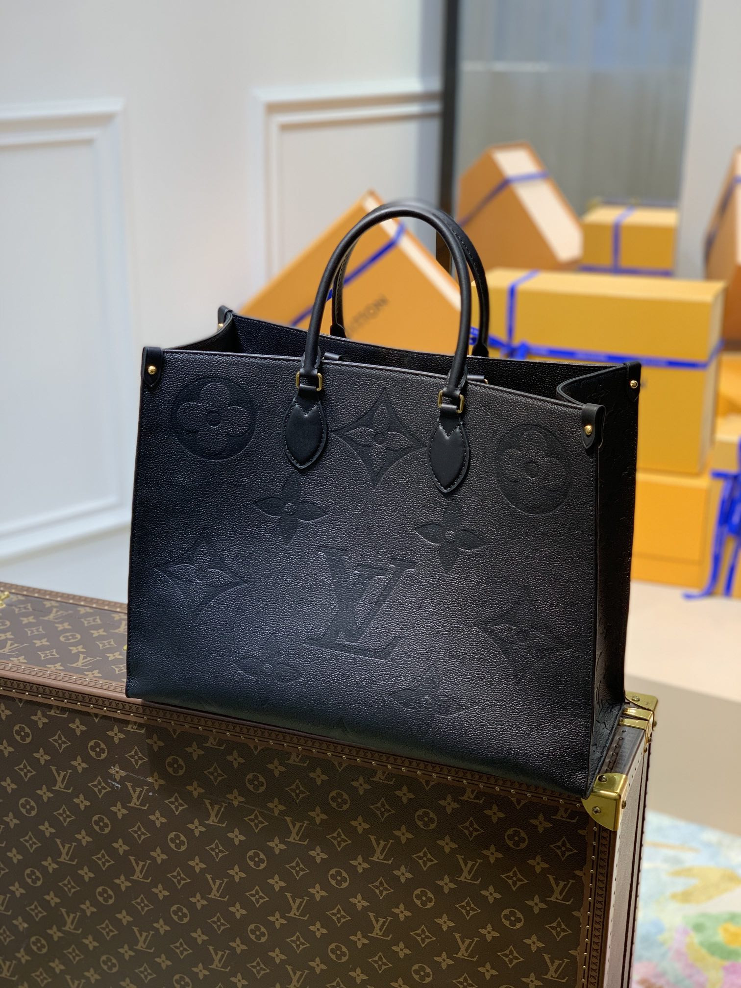 Louis Vuitton Onthego Bag
