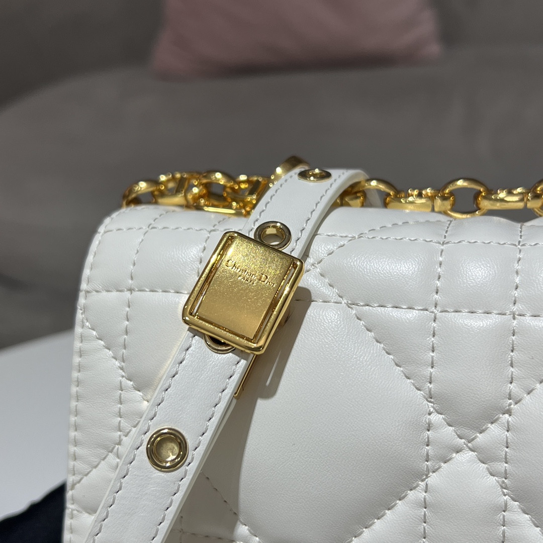 Medium Dior Caro Bag