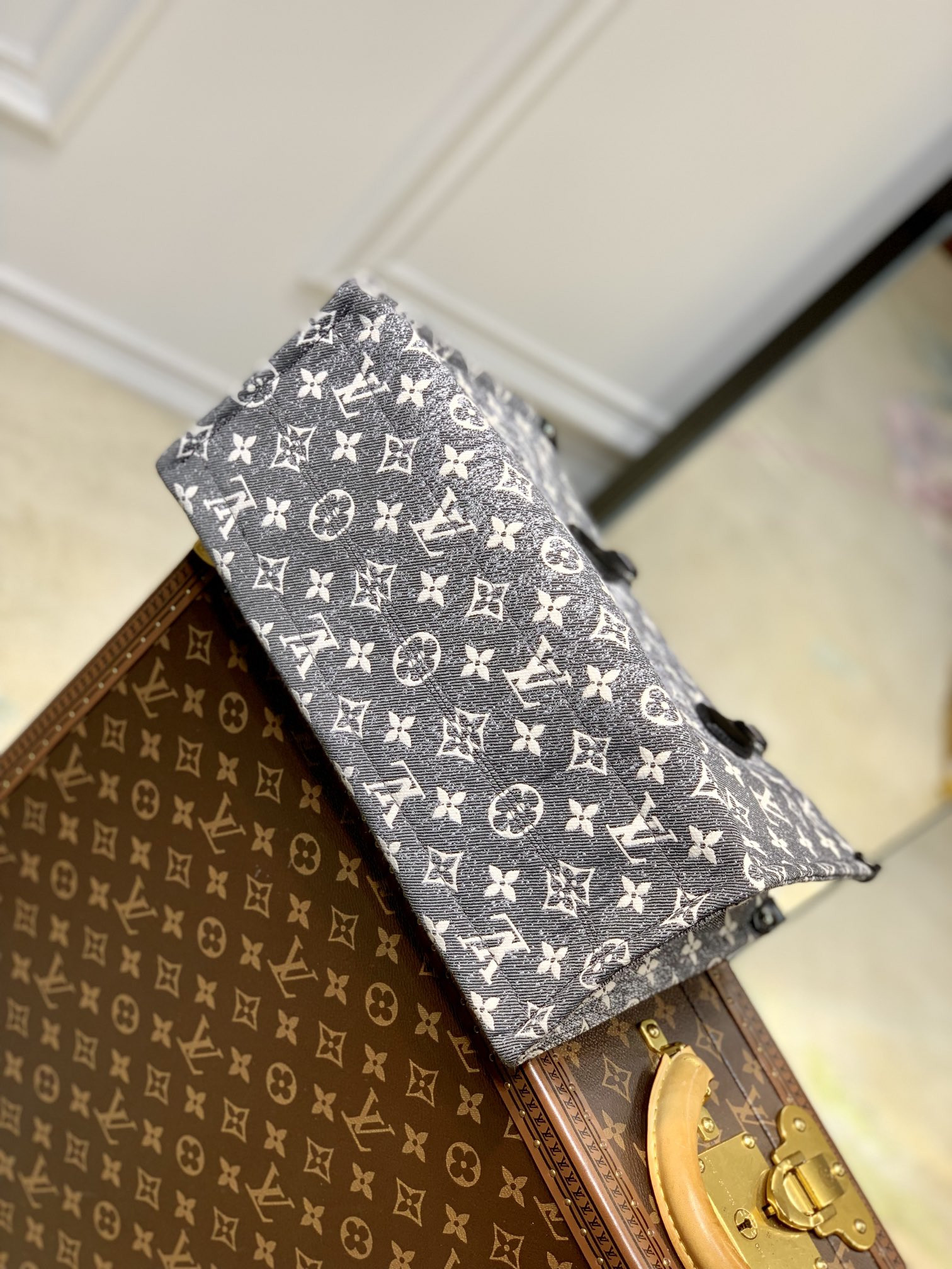 Louis Vuitton Onthego Bag