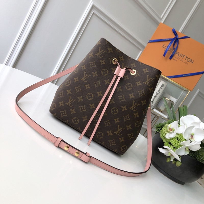Louis Vuitton Néonoé Bag