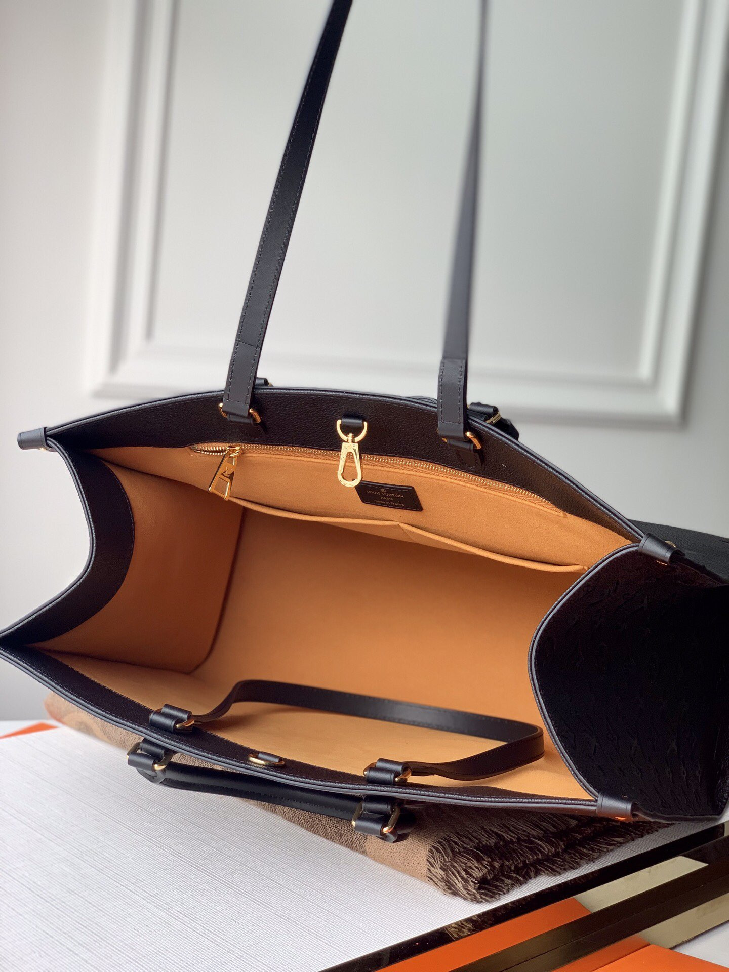 Louis Vuitton Onthego Bag