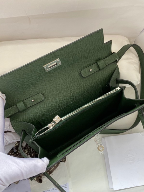 Kelly Classique To Go