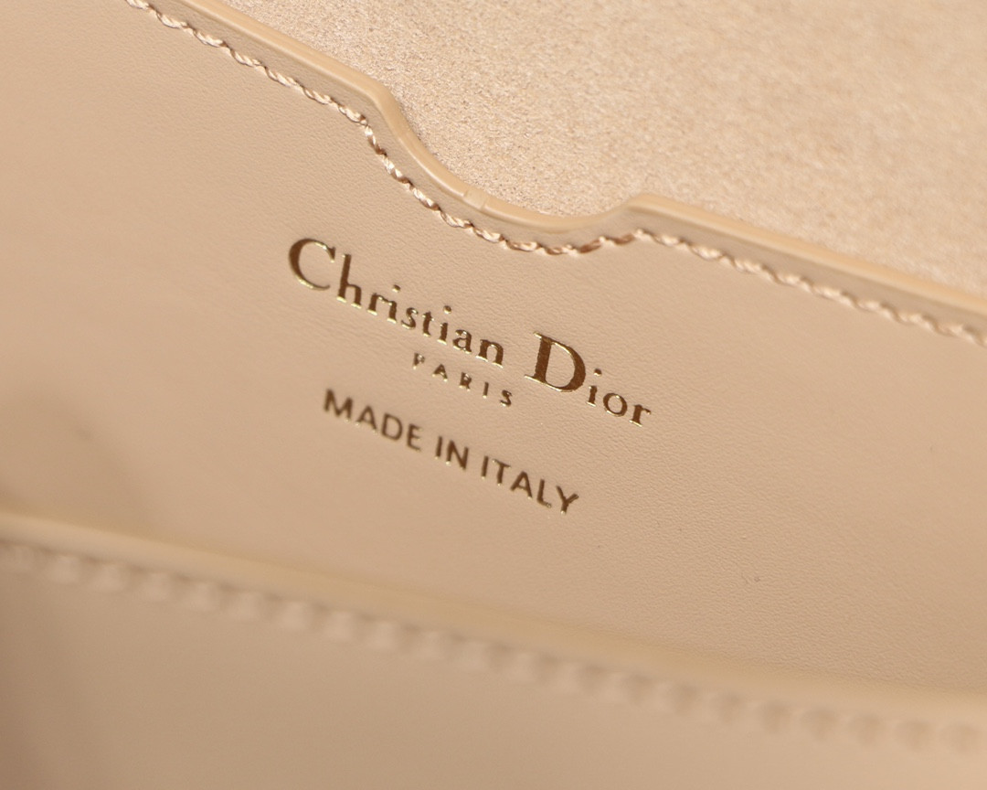 Dior Bobby East-west Bag