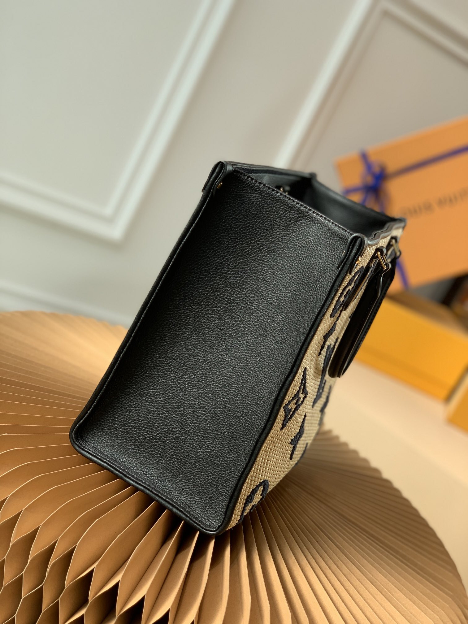 Louis Vuitton Onthego Bag