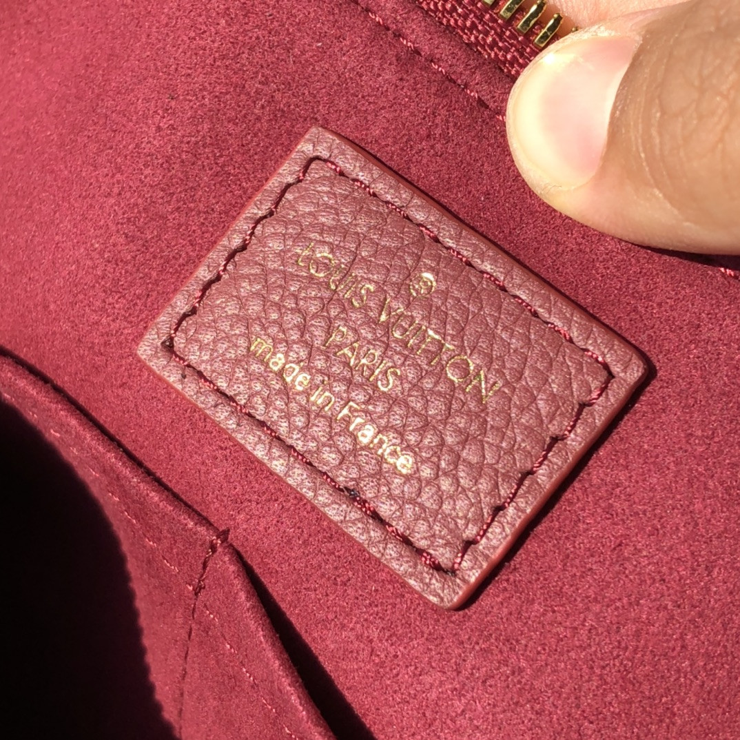 Louis Vuitton Surene Bag