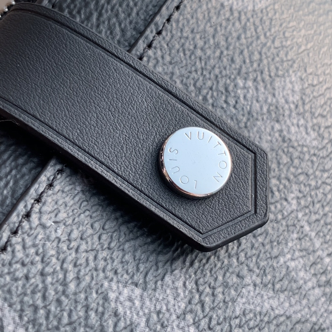 Louis Vuitton Victorine Bag