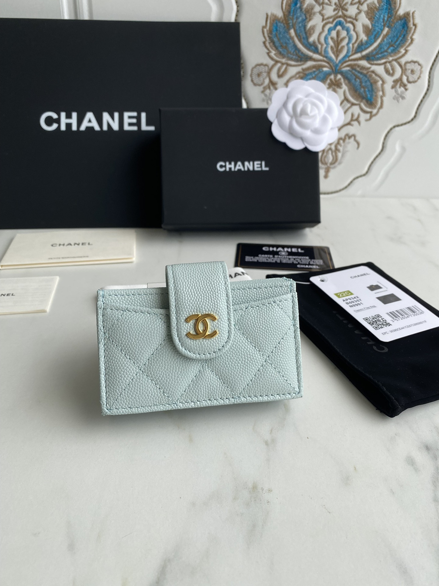 Chanle Flap Wallet